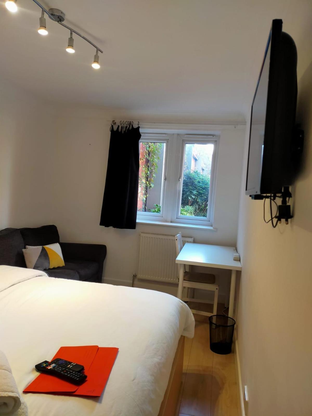 Cobbold Court Share Flat Apartment London Bagian luar foto