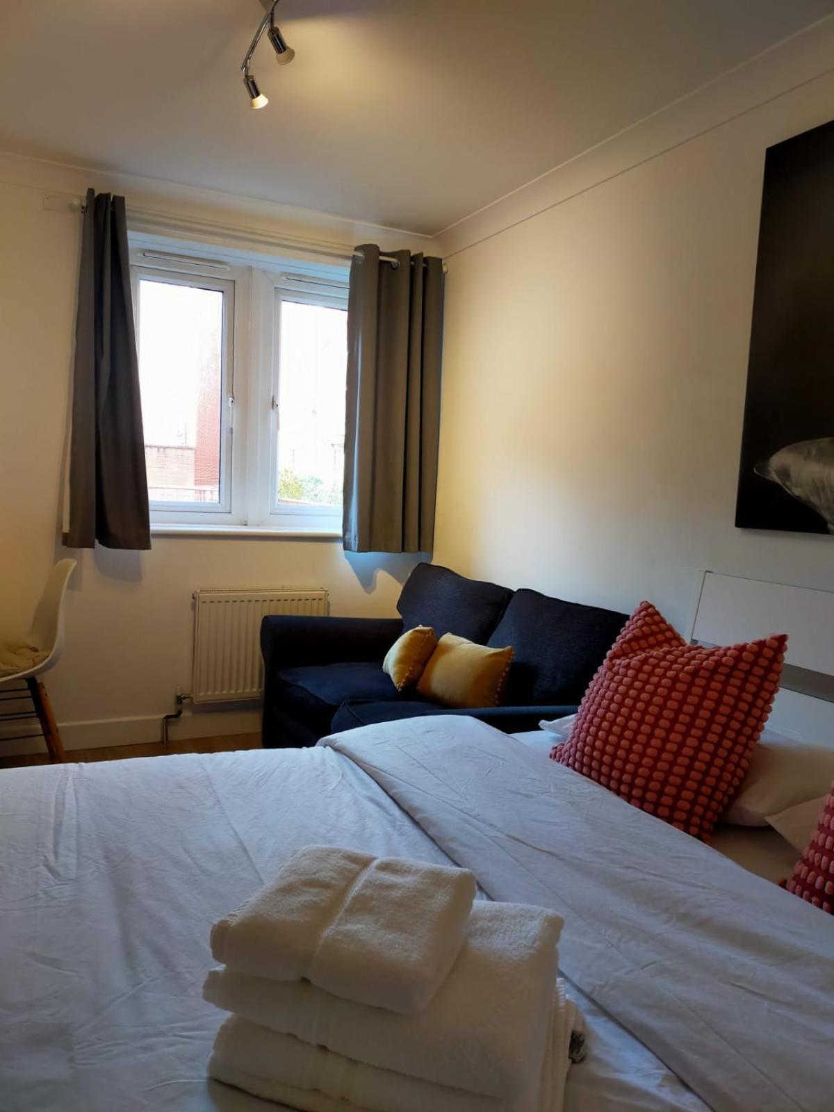 Cobbold Court Share Flat Apartment London Bagian luar foto